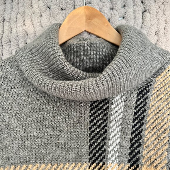 Joe Fresh Plaid Turtleneck Poncho black, beige, white & taupe O/S - Picture 2 of 13